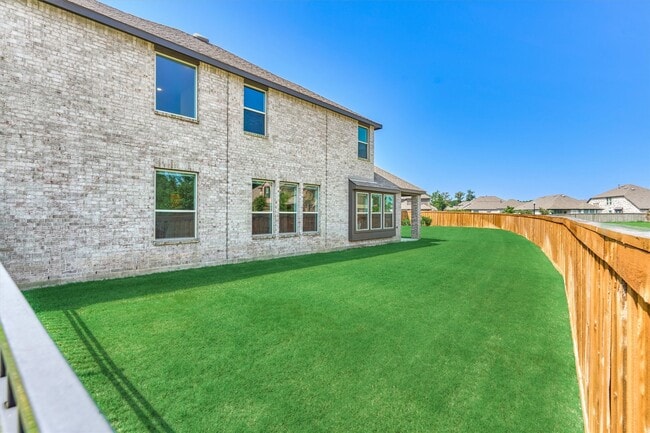 Building Photo - 27129 Ivorywood Dr