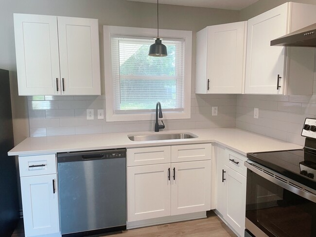 Building Photo - 4709 Cheltenham Rd