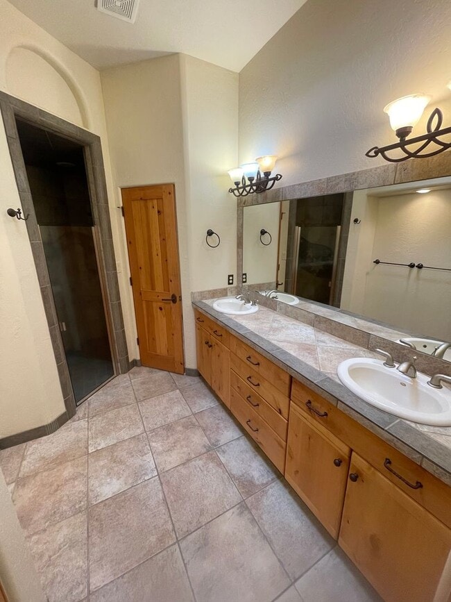 Building Photo - Great Home in Picacho Hills - Fairway Vill...
