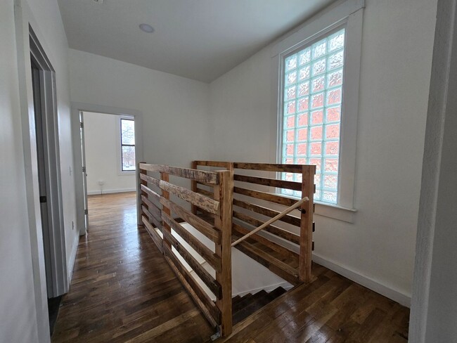 Building Photo - Be the First !  Beautifully renovated $165...