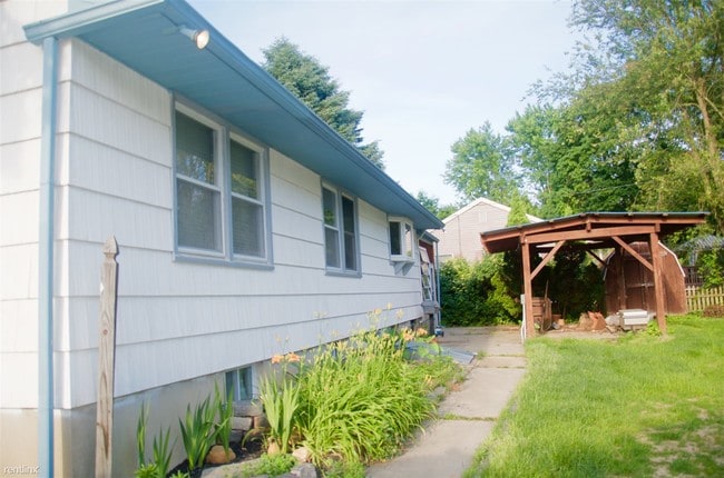 Building Photo - 364 Tylers Mill Rd