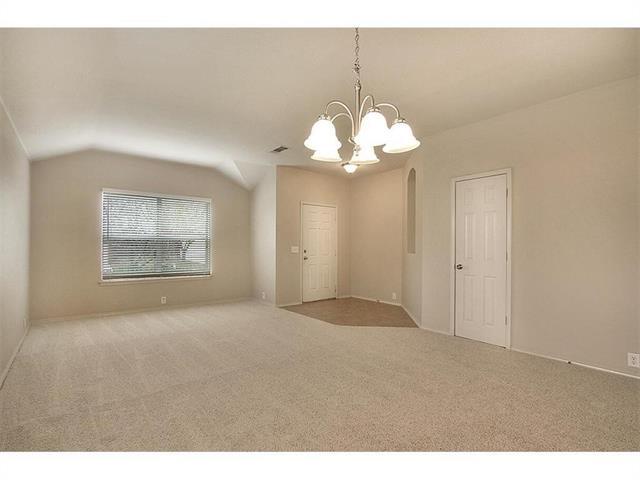 Building Photo - 276 Salmon Lake Dr