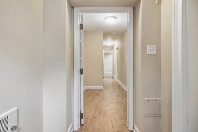 Building Photo - 2619 Woodley Pl NW