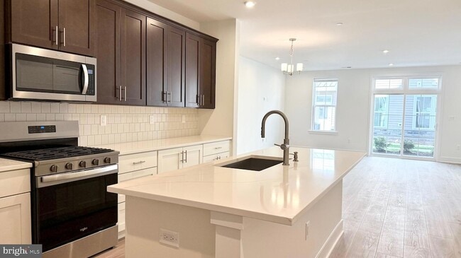 Building Photo - 18104 Donatello Dr