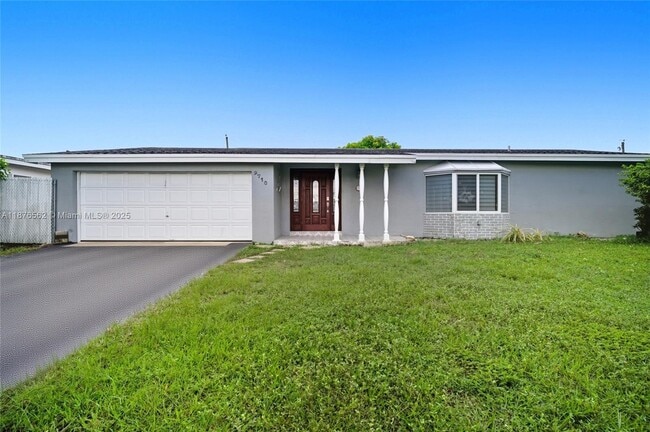 Primary Photo - 9710 Sunset Strip