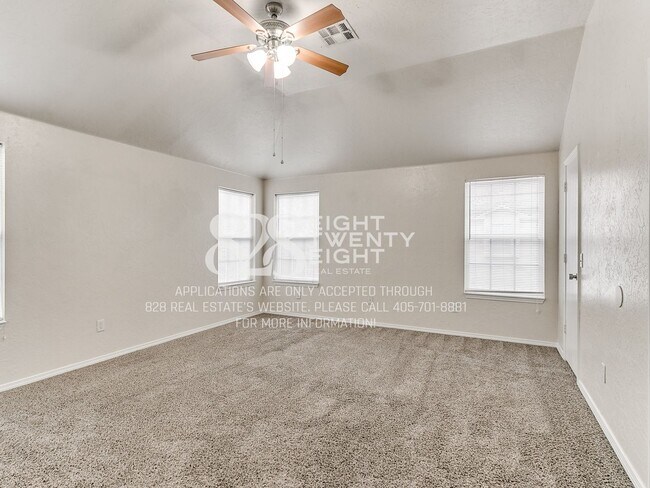 Building Photo - PRELEASING NOW FOR JULY 2026! Amazing 3 Bed/2.5 Bath/2-Car Garage Condo Minutes from Campus!