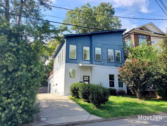 Building Photo - 1121 N Alexander St