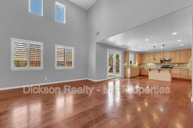 Building Photo - 2125 Peaceful Valley Dr