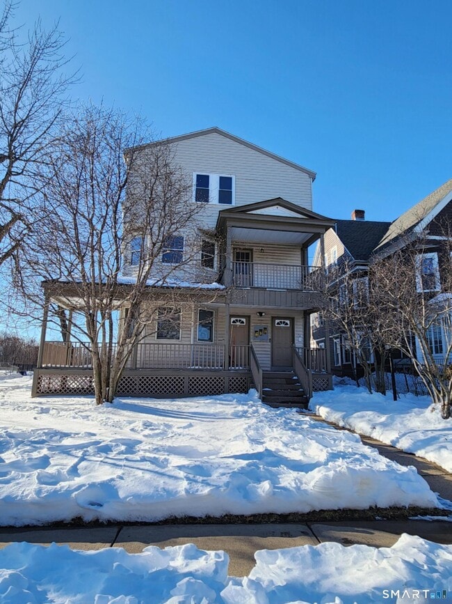 Building Photo - 1 Magnolia St