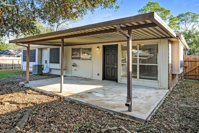 Building Photo - 3010 Twinleaf Dr