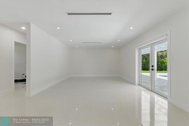 Building Photo - 7860 SW 158th Terrace