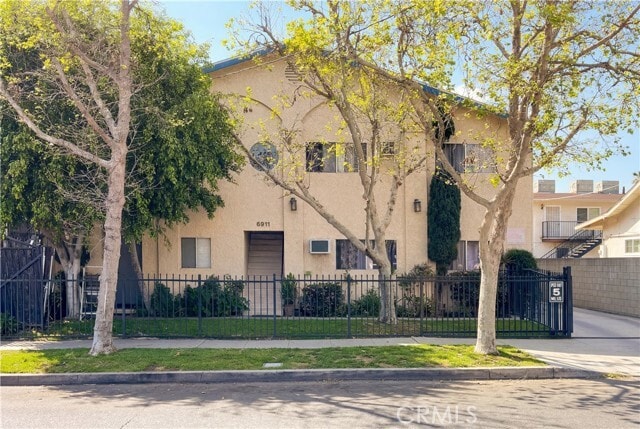 Building Photo - 6911 Ben Ave