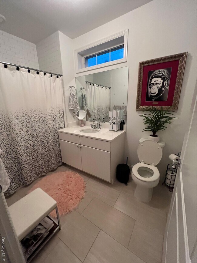 Building Photo - 1807 Townhome Wy