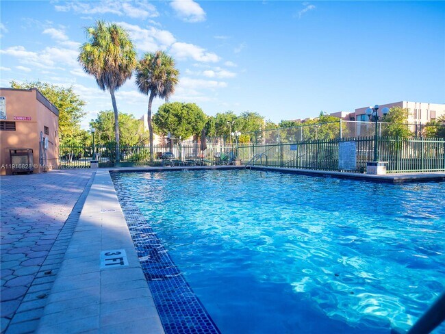 Building Photo - 9400 W Flagler St