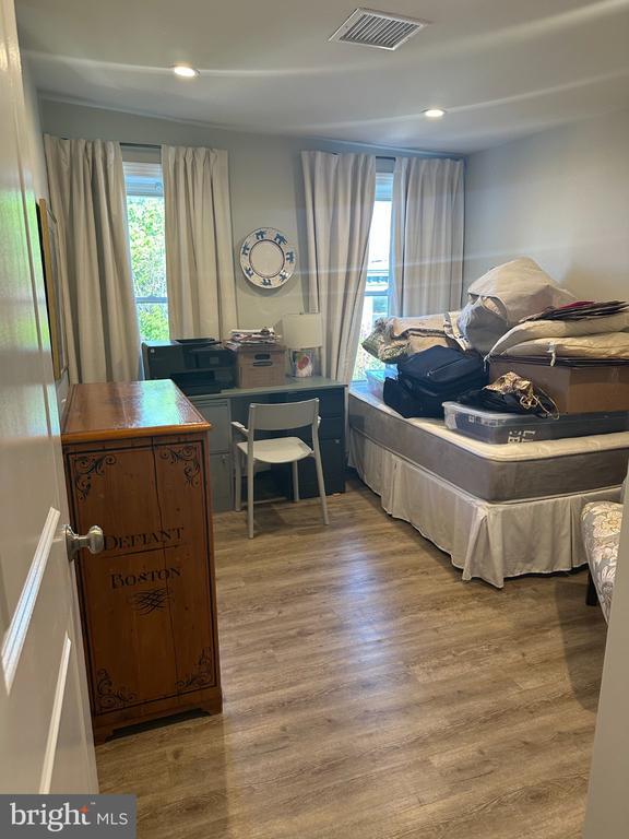 Building Photo - 1800 Catharine St