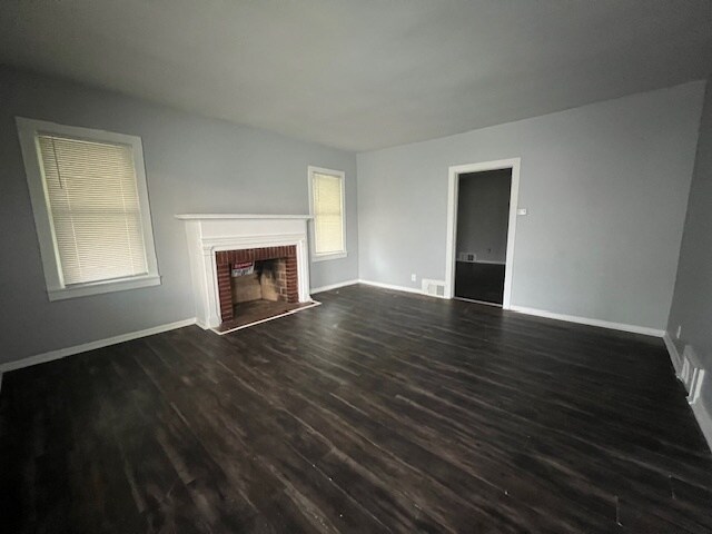 Building Photo - 11218 S Parnell Ave