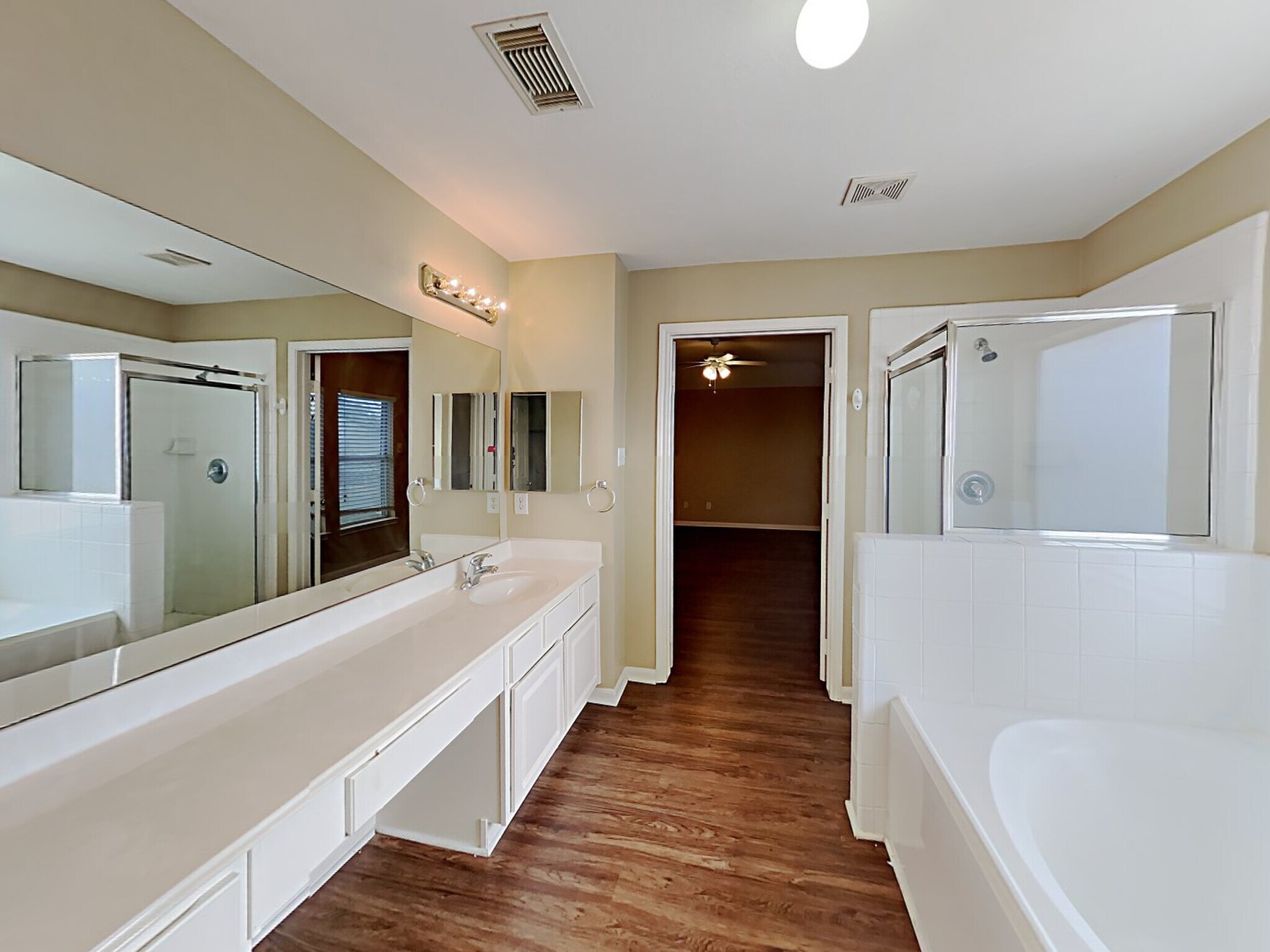 Building Photo - 411 Cedar Point Dr