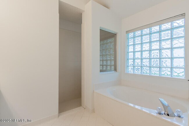 Building Photo - 2891 Everholly Ln