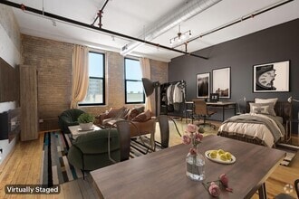 Building Photo - 523 Jackson St