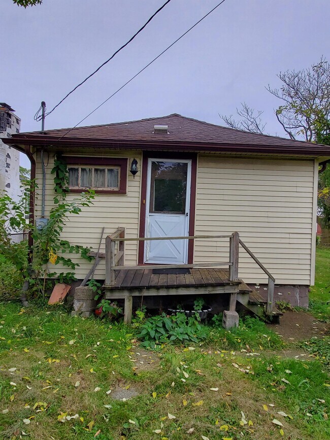 Building Photo - 3715 Annabelle St