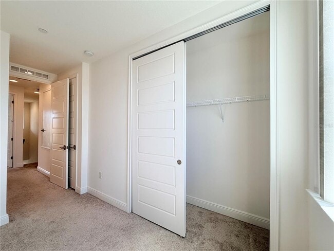 Building Photo - 9886 Bucklow Hill Dr