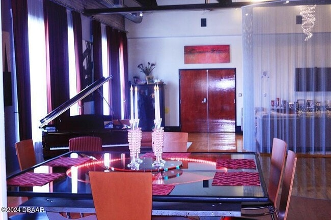 Building Photo - 120 S Woodland Blvd