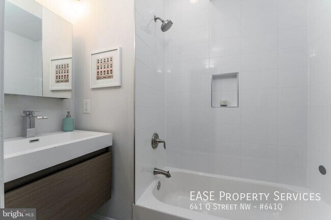 Building Photo - 641 Q St NW