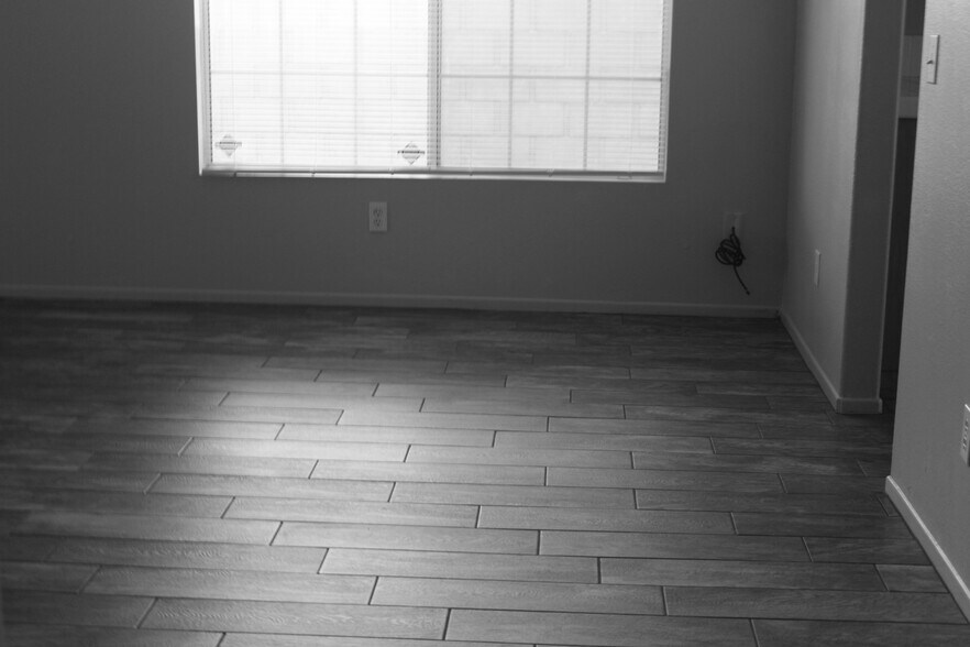 Building Photo - 3365 Summer Breeze Ave