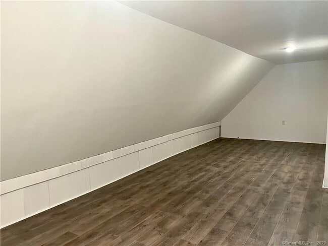 Building Photo - 74 High St