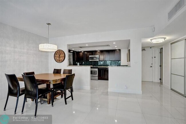 Building Photo - 3750 Galt Ocean Dr