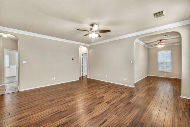Building Photo - 3748 Pine Needle Cir