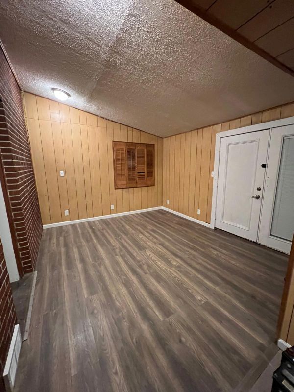 Building Photo - 5214 Hereford St