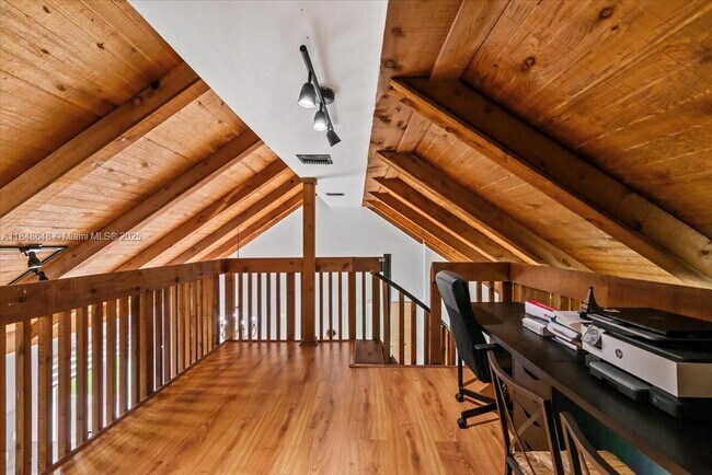 Building Photo - 8920 Crescent Dr