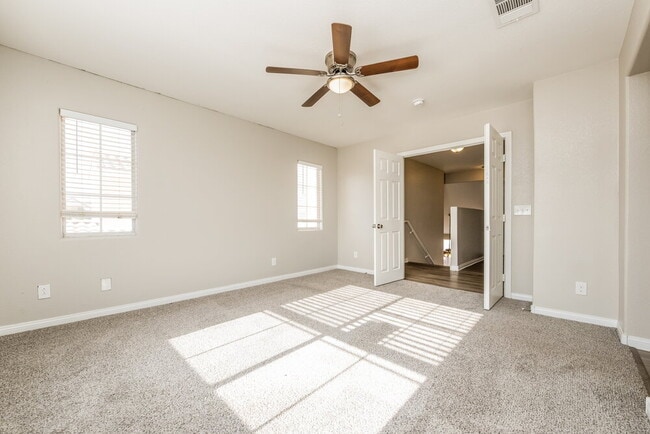 Building Photo - 2506 Influential Ct