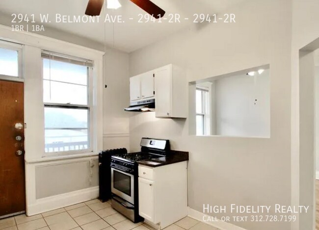 Building Photo - 2941 W Belmont Ave
