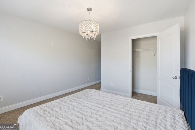 Building Photo - 3311 Bartlett Ave NE