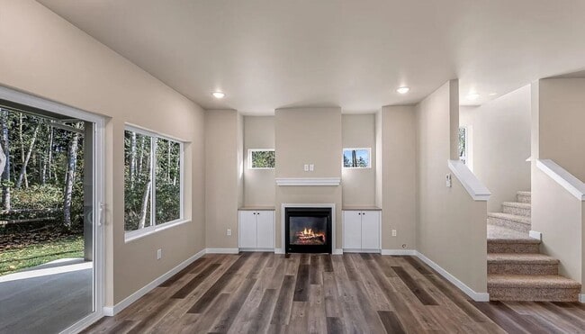 Building Photo - Beautiful 3 Bedroom Home for Rent Soon!