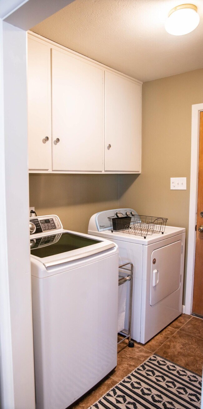 Building Photo - 3405 59th St