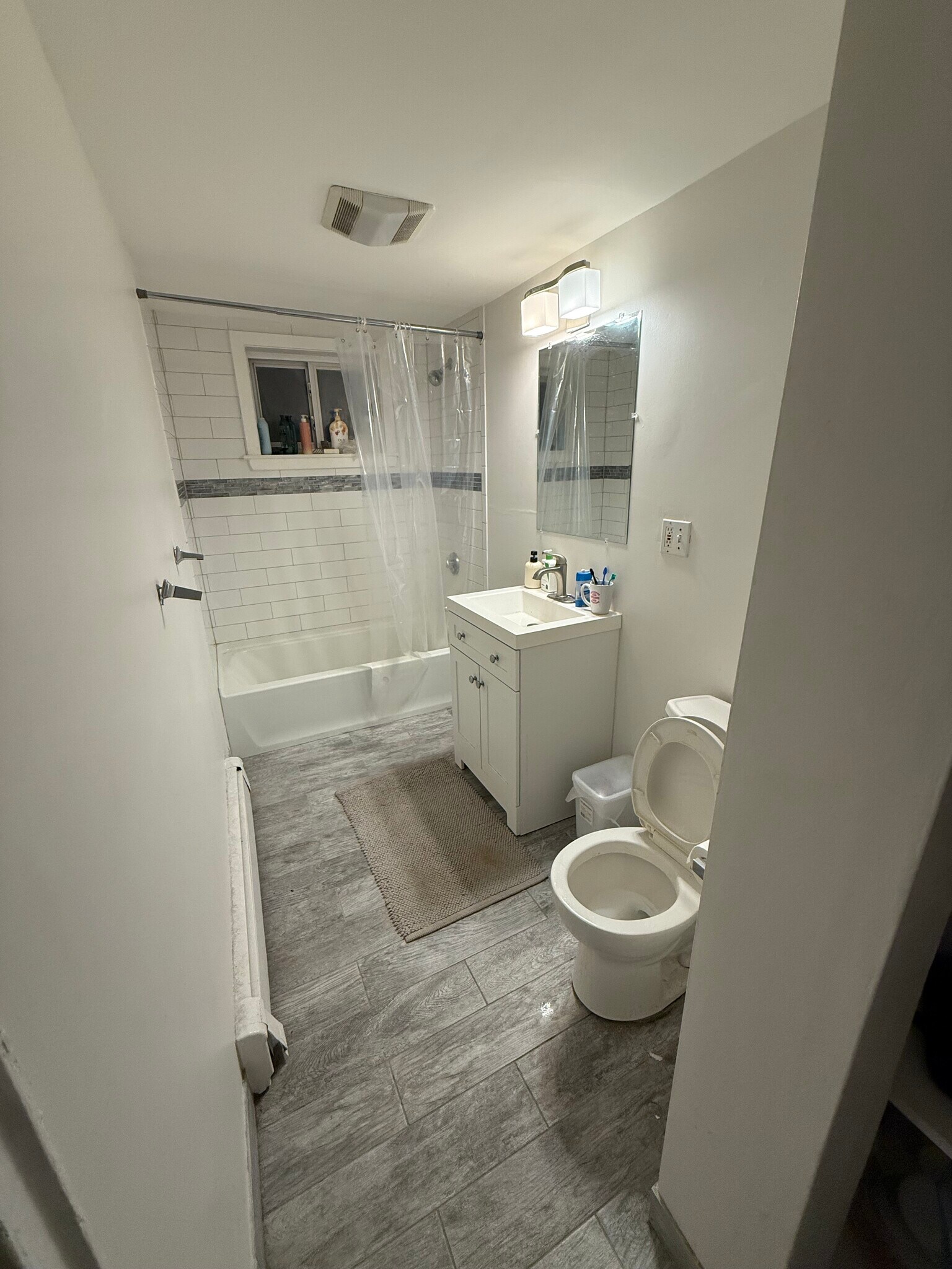 Building Photo - 63 Selkirk Rd