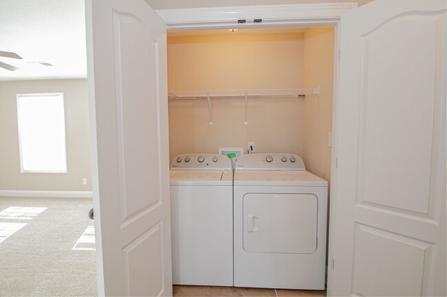 Building Photo - 123 Bogard Ln