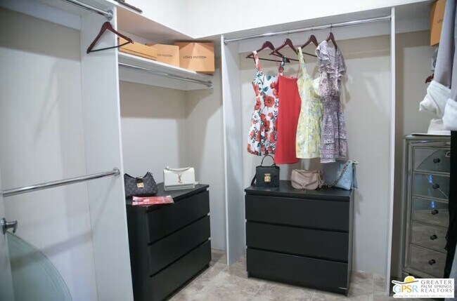 Building Photo - 79800 Vía Sin Cuidado