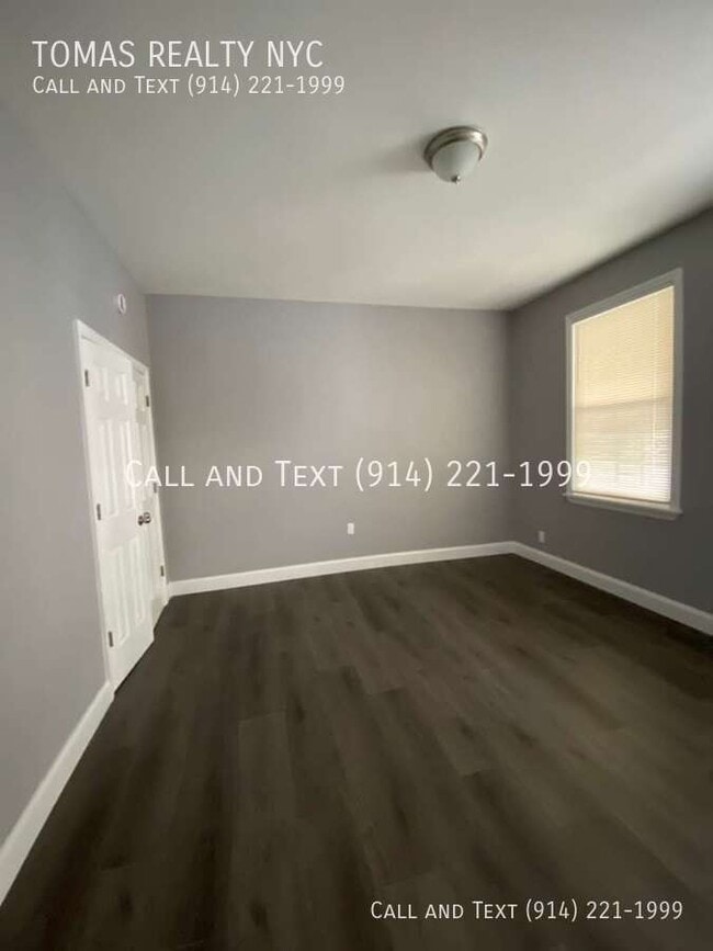 Building Photo - 109 Linden St