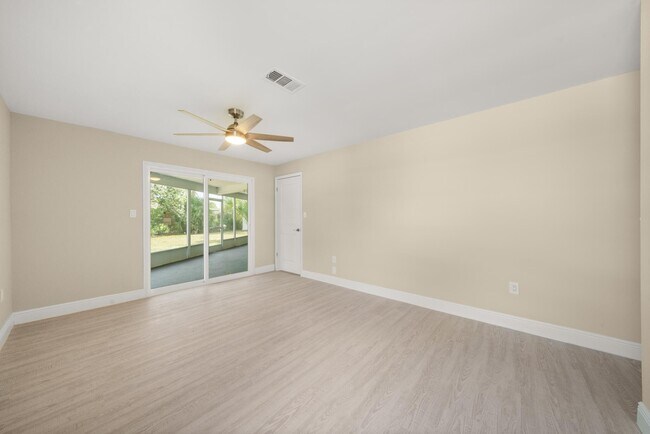 Building Photo - 4119 Tangier St