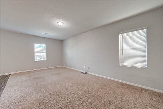 Building Photo - 10133 Pappas Dr