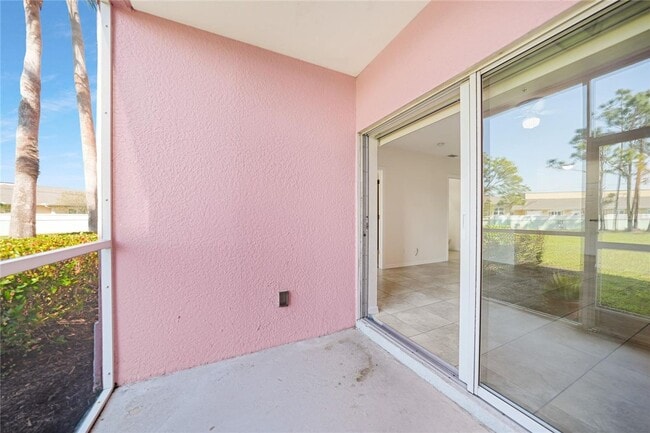 Building Photo - 2061 Willow Hammock Cir