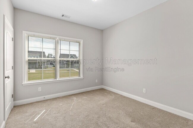 Building Photo - 214 Andrews Ln