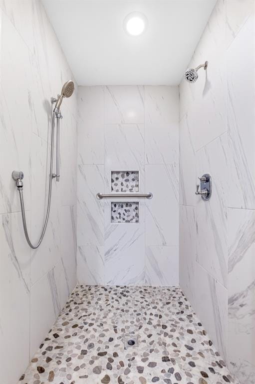 Building Photo - 7511 Carver Ave