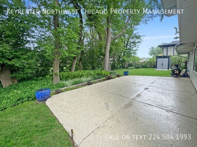 Building Photo - 1028 Tiverton Ct