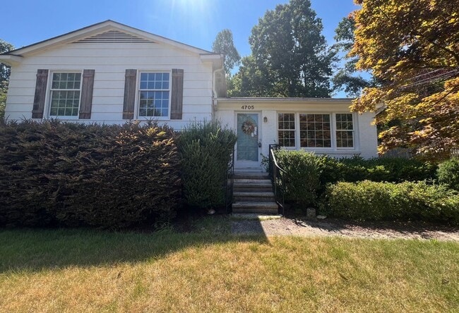 Primary Photo - Charming 3BD, 1.5BA Raleigh Home in a Prim...