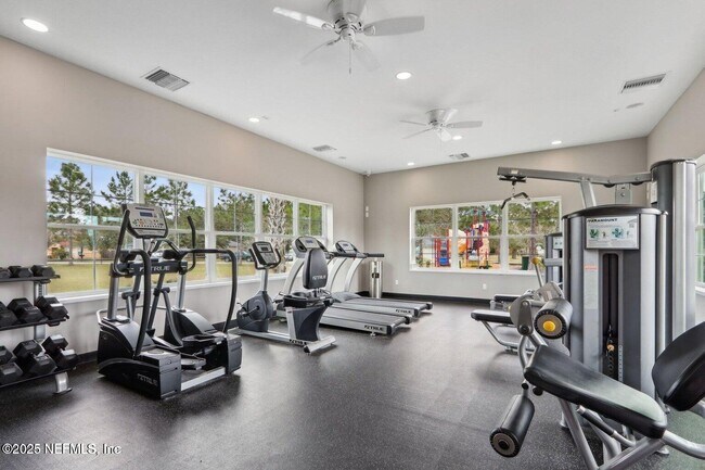 Building Photo - 88 N Hamilton Springs Rd